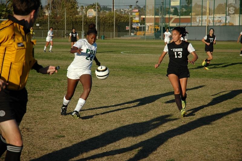 Girls Soccer Starts Season Off Strong