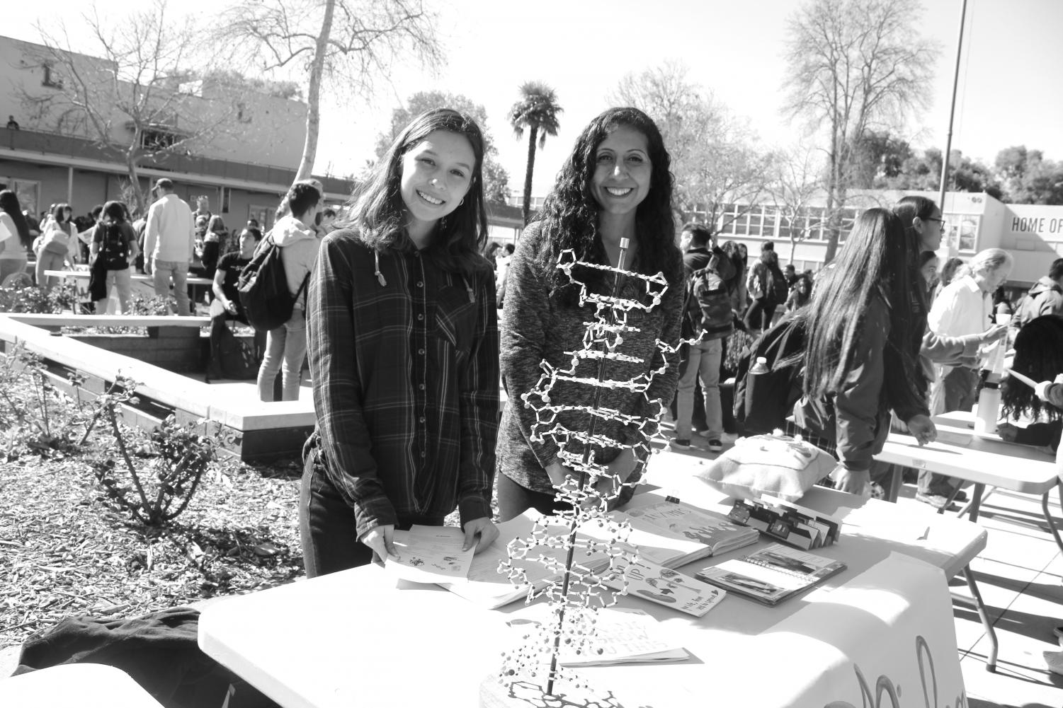 AP and Elective Classes Recruit New Students at Annual Faire